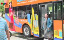 Khám phá di sản trên xe buýt 2 tầng của TP Hồ Chí Minh