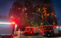 Hỏa hoạn lan rộng ở khu chung cư Hong Kong (Trung Quốc), số người thiệt mạng tăng lên 13