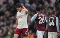 Vòng 15 Ngoại hạng Anh: Arsenal và Liverpool "ngã ngựa" phút bù giờ, Man City phả hơi nóng vào ngôi đầu