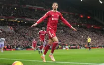 Ekitike lập cú đúp, Liverpool vượt qua Brighton