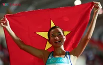Những tấm HCV SEA Games 33 giàu cảm xúc trong ngày Điền kinh "thăng hoa" tại Supachalasai
