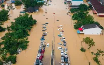 Siêu bão, lũ lụt và cháy rừng gây thiệt hại nặng nề về người và tài sản trong năm 2025