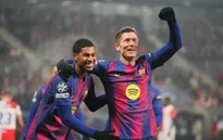 Barcelona ngược dòng giành chiến thắng trước Slavia Praha