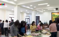 Hương vị Tết Việt ấm áp và sẻ chia tại Trung Quốc 