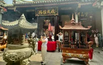 Đầu xuân vãn cảnh những ngôi chùa cổ giữa lòng TP Hồ Chí Minh