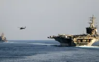 Iran tuyên bố tấn công mọi tàu thuyền đi qua eo biển Hormuz