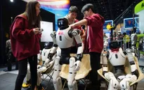 Trung Quốc công bố tiêu chuẩn quốc gia robot hình người