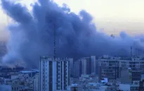 Israel mở rộng không kích Tehran và Beirut