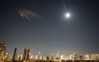 Hơn 3.600 khu dân sự tại Iran bị hư hại do trúng bom và tên lửa trong khi Israel vẫn gia tăng tấn công