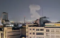 Israel và Mỹ tấn công quy mô lớn trên khắp Iran
