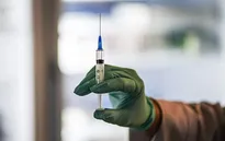 Nga thử nghiệm vaccine ung thư cá thể hóa đầu tiên cho bệnh nhân u hắc tố
