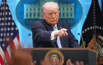 Tổng thống Trump đe dọa phá hủy các nhà máy điện và cầu đường của Iran trong vài giờ 