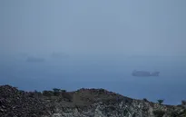 Iran tấn công tàu container ở eo biển Hormuz