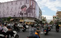 Đàm phán Mỹ - Iran bế tắc, Eo biển Hormuz tiếp tục đóng cửa