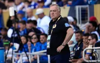 Dick Advocaat và cuộc phiêu lưu cùng Curacao tại FIFA World Cup 2026™ ở tuổi 78