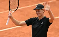 Jannik Sinner vào chung kết đơn nam Italia mở rộng