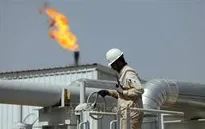 OPEC+ xem xét tăng sản lượng dầu