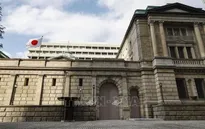 BOJ trước sức ép tăng lãi suất