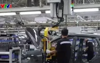 Bên trong nhà máy vận hành bằng robot thông minh ở Trung Quốc