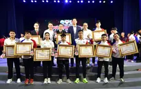 Trao tặng Huân chương Lao động của Chủ tịch nước cho các HLV, VĐV Kickboxing và Kun Khmer quốc gia
