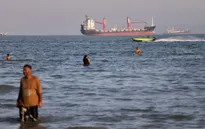 Mỹ - Iran tạm dừng giao tranh