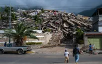 Mỹ triển khai hơn 900 binh sĩ đến Venezuela hỗ trợ ứng phó động đất