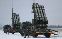 Tổng thống Trump nhất trí cho phép Ukraine tự sản xuất tên lửa Patriot