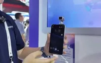 Điện thoại robot đầu tiên trên thế giới