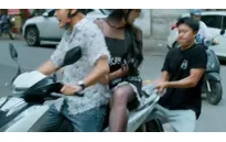 Mùa hè năm ấy - Tập 2: Khánh (Long Vũ) vỡ vụn nhìn 'mối tình đầu' đi nhà nghỉ