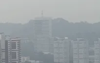 Khói mù bao phủ Singapore khiến chất lượng không khí giảm mạnh