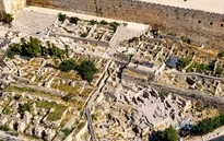 Phát hiện quần thể bể thanh tẩy 2.000 năm tuổi tại Jerusalem