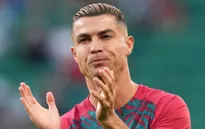 Ronaldo đăng tâm thư, tiết lộ HLV Bồ Đào Nha hai lần thất hứa