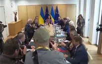 Bất đồng Mỹ - Ukraine phủ bóng Hội nghị Thượng đỉnh EU