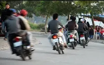 Cục Cảnh sát giao thông công bố đường dây nóng tiếp nhận phản ánh thanh thiếu niên đua xe, lạng lách