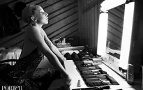 Lady Gaga ấn tượng trong đen và trắng