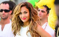 Jennifer Lopez vẫn trình diễn trong lễ khai mạc World Cup 2014
