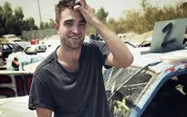 Robert Pattinson lần đầu lên tiếng về việc bị phản bội