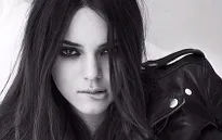 Kendall Jenner phủ nhận hẹn hò với Justin Bieber
