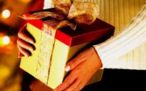 Tặng quà Tết hay chuyện xin - cho?