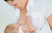 Xin sữa mẹ cho con, quá nguy hiểm!