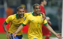 Hạ Pháp 3 – 0, Brazil có bước chạy đà hoàn hảo cho Confed Cup 2013