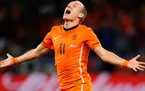 Chi 40 triệu bảng, Manchester United có Arjen Robben