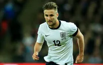 Bị ép giá, Manchester United vẫn “cắn răng” mua Luke Shaw