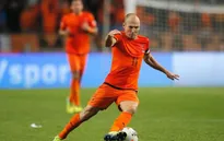 Van Gaal khẳng định Robben sẽ không tới Manchester United