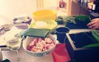 Hương vị Tết trong nồi bánh chưng ở Mỹ