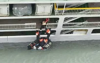 Hàn Quốc huy động tối đa lực lượng giải cứu hành khách trong vụ đắm tàu