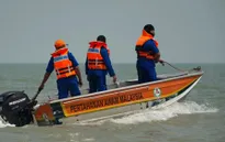 Lật thuyền ở ngoài khơi Malaysia