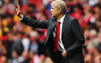 Arsenal bay cao, HLV Arsene Wenger sắp được "thưởng hậu"