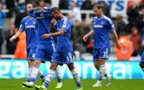 Cú sốc vòng 10 Premier League: Chelsea đón "gió lạnh" đầu đông