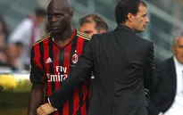 Balotelli phủ nhận chuyện rời AC Milan
